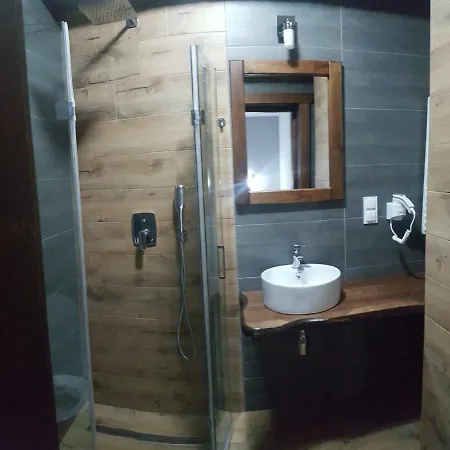 Krzesanica Bed and Breakfast